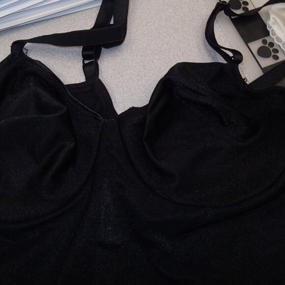 Vanity Fair Shapewear Size 36B - Picture 5 of 6